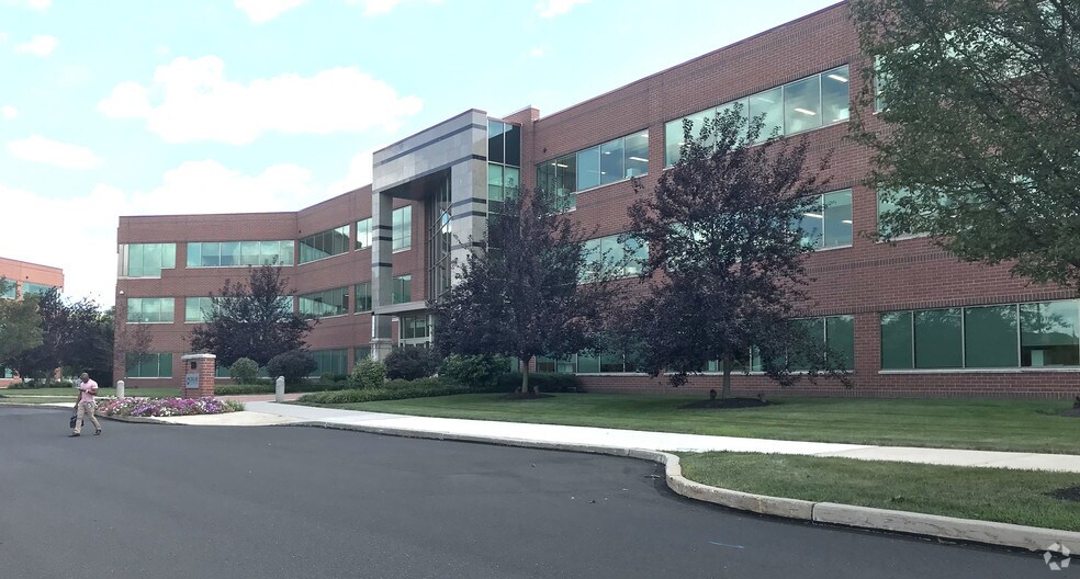 More Photos Of 800 Township Line Rd, Yardley Unknown For Lease