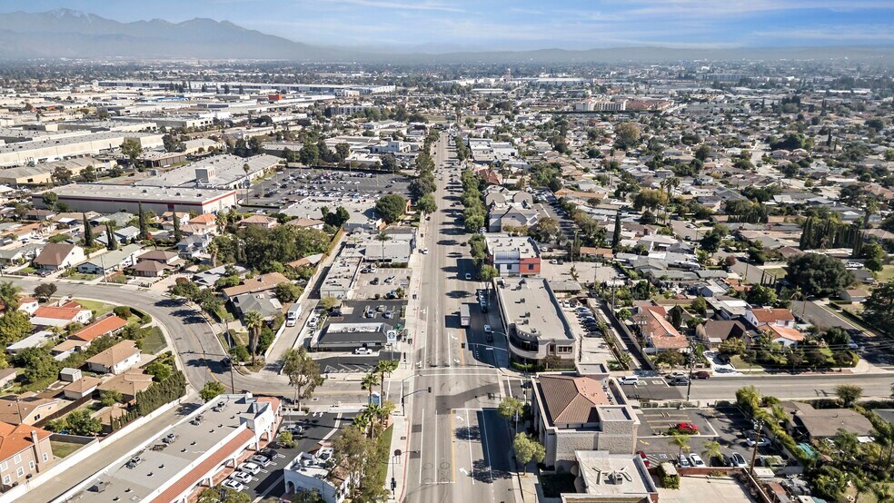 More Photos Of 9400 Valley Blvd, Rosemead Storefront For Lease