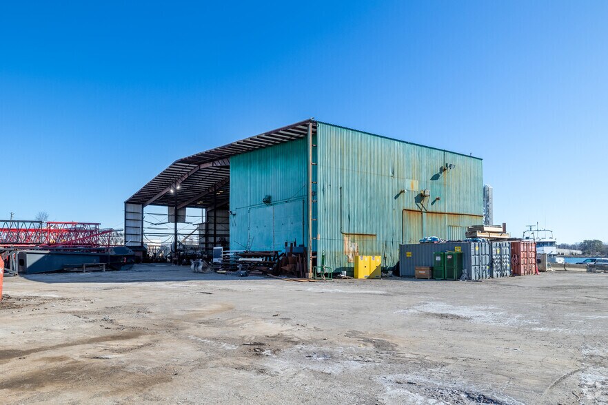 More Photos Of 555 South St, Quincy Land For Lease