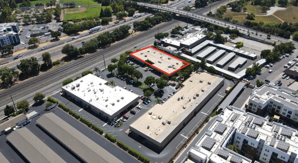 Primary Photo Of 2121 2nd St, Davis Flex For Lease