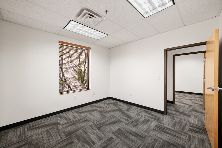 More Photos Of 1770 W Sequoia Vista Cir, Salt Lake City Light Manufacturing For Lease