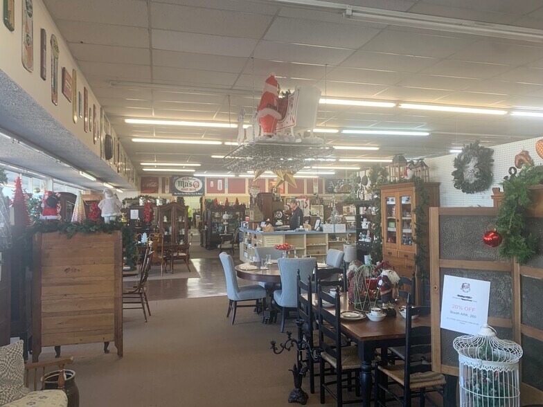 More Photos Of 302 Alabama St, Columbus General Retail For Sale