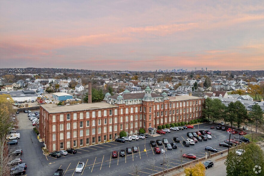 More Photos Of 320 Nevada St, Newton Loft Creative Space For Lease