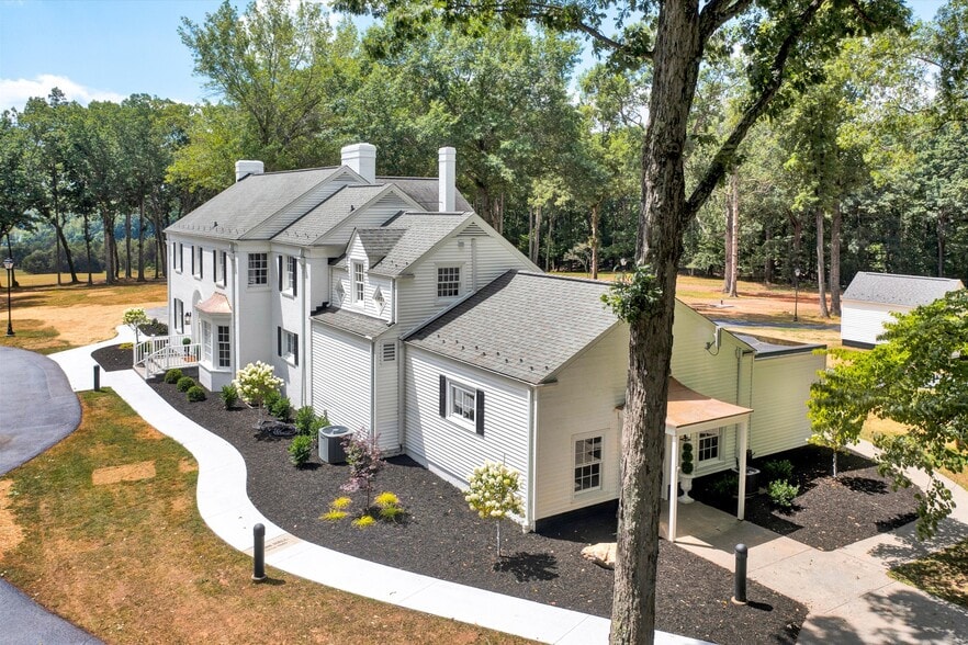 More Photos Of 750 Penn Hall Rd, Union Hall Specialty For Sale