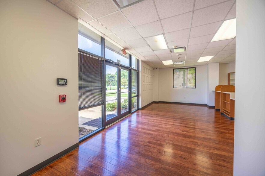 More Photos Of 8721 Highway 6, Missouri City Medical For Lease