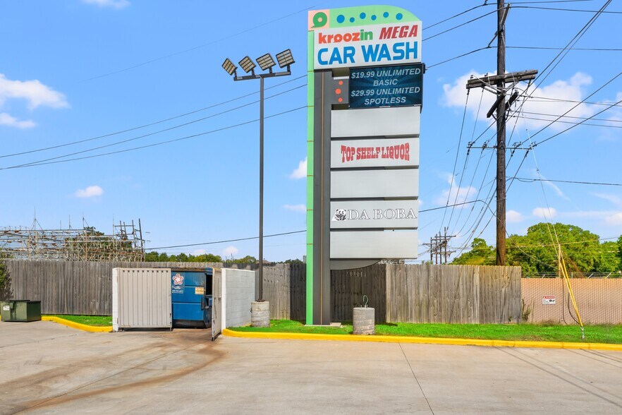 More Photos Of 8460 Phelan Blvd, Beaumont Specialty For Sale