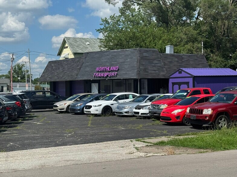 Primary Photo Of 3429 S Washington St, Marion Freestanding For Sale