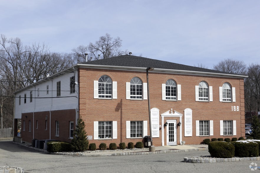 More Photos Of 188 Eagle Rock Ave, Roseland Office For Lease