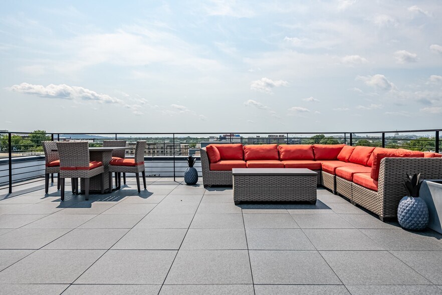 More Photos Of 1122 Bladensburg Rd NE, Washington Apartments For Sale