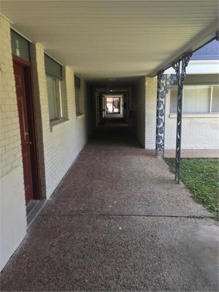 More Photos Of 818 W 28th Ave, Pine Bluff Apartments For Sale