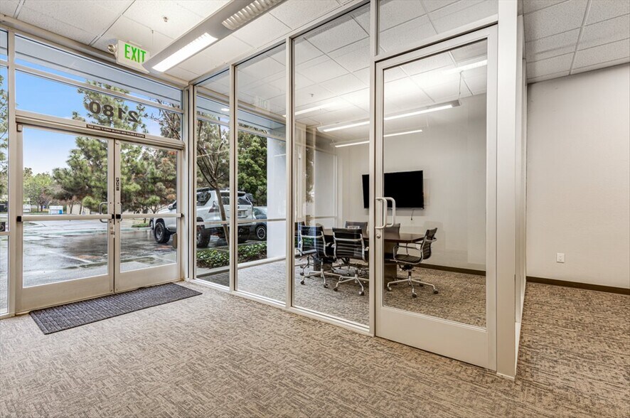 More Photos Of 2180 Ringwood Ave, San Jose Light Distribution For Sale