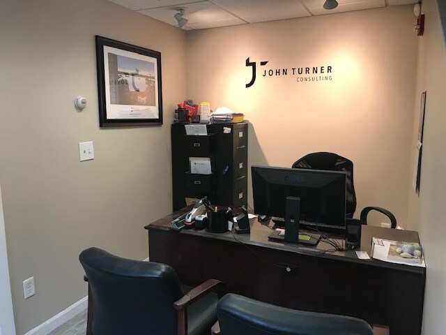 More Photos Of 59-73 Rainmaker Dr, Portland Service For Sale