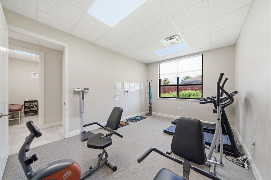 More Photos Of 8118 Fry Rd, Cypress Office For Sale