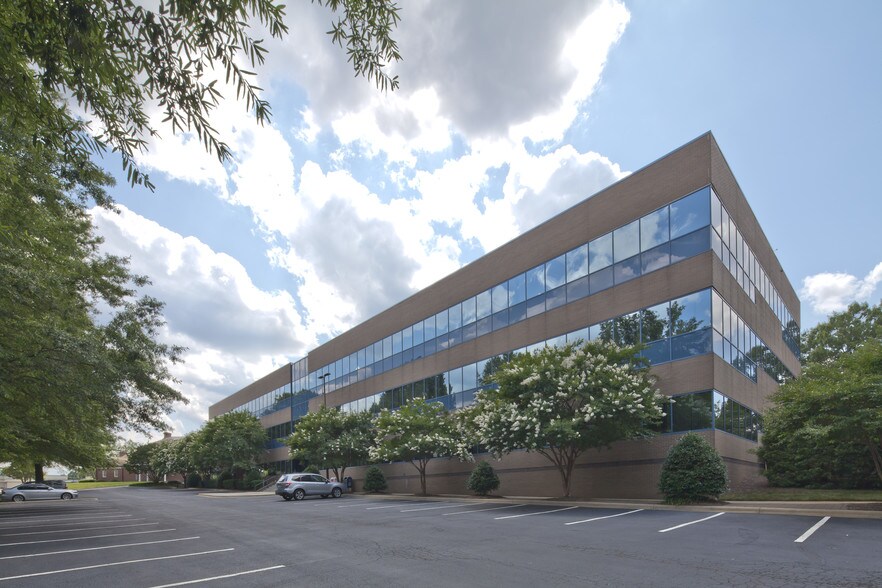 More Photos Of 5510 Six Forks Rd, Raleigh Office For Lease