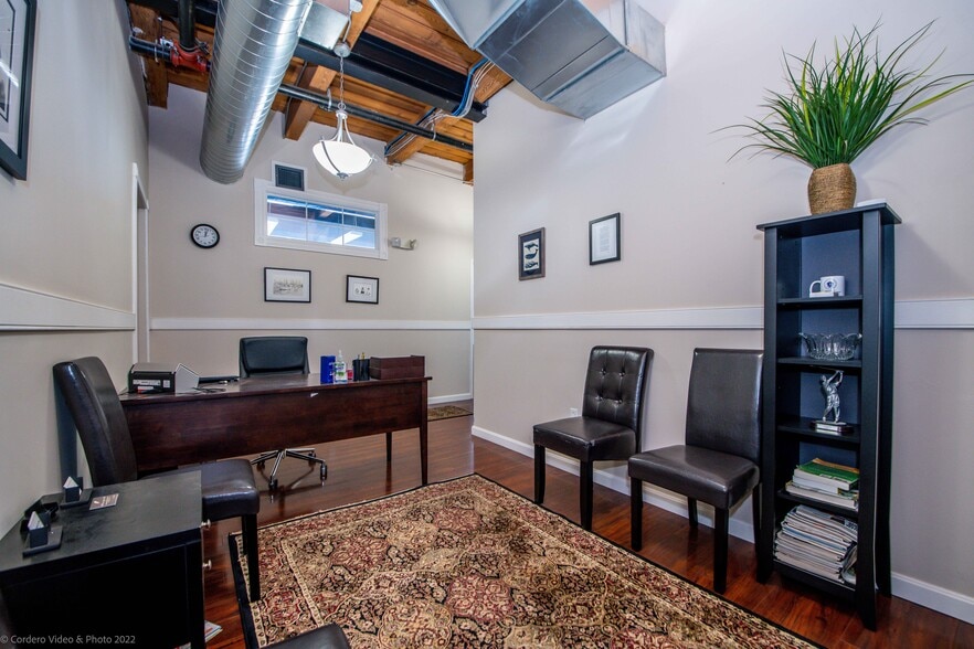 More Photos Of 555 Pleasant St, New Bedford Office For Sale