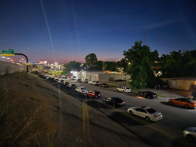 More Photos Of 1211 E Admiral Blvd, Tulsa Warehouse For Sale