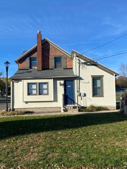 More Photos Of 120 N Main St, Englewood Loft Creative Space For Sale