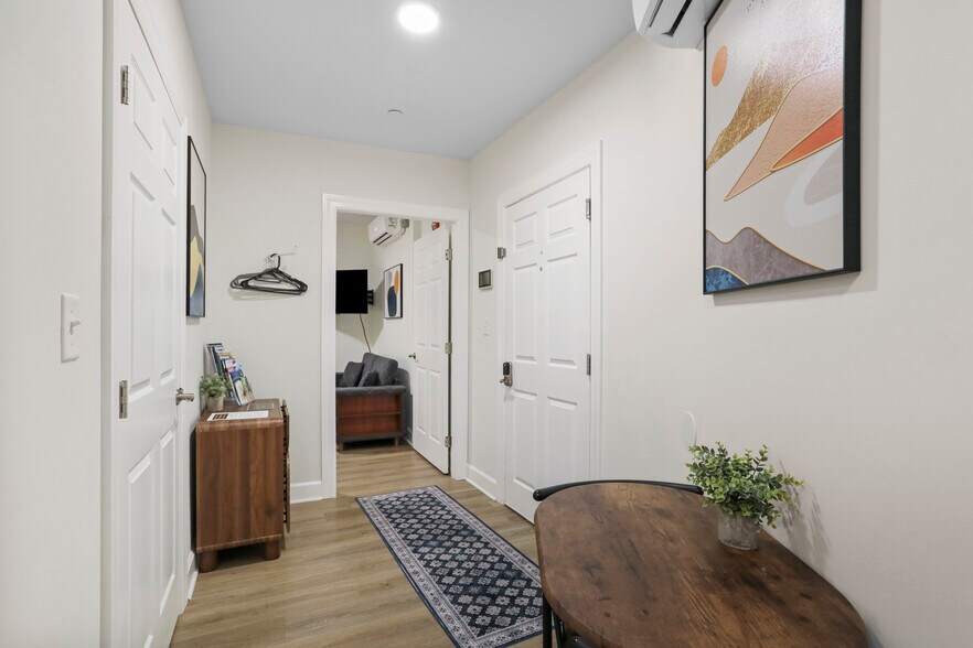 More Photos Of 34 W Franklin St, Hagerstown Apartments For Sale