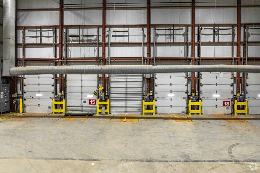 More Photos Of 3203 Avenue B, Lubbock Food Processing For Lease