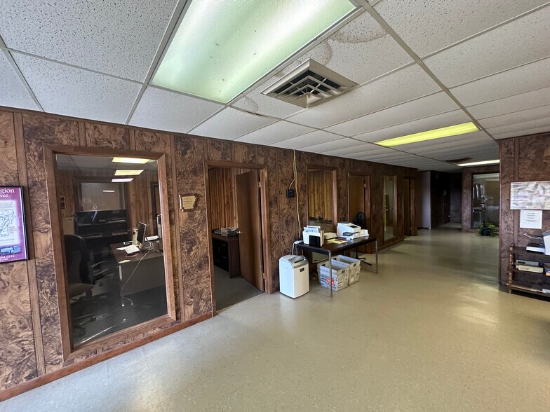 More Photos Of 388 Highway 62 E, Salem Warehouse For Sale