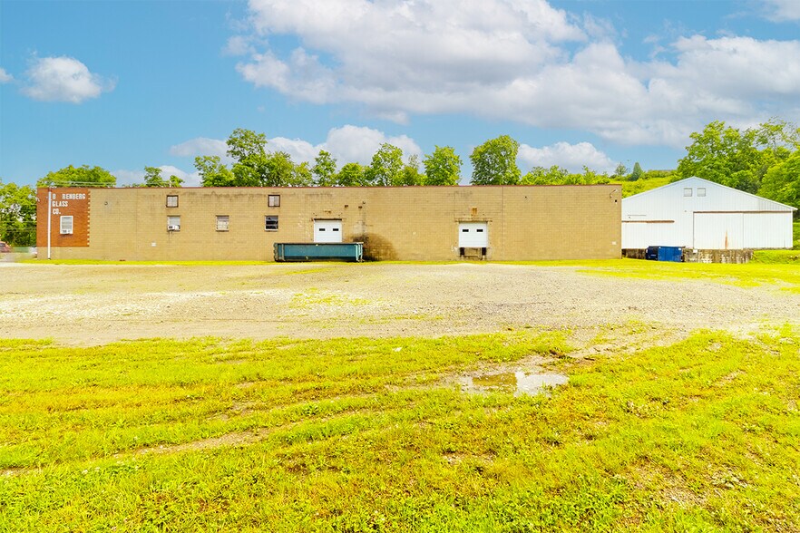 More Photos Of 55-57 Mark Dr, Delmont Light Manufacturing For Lease