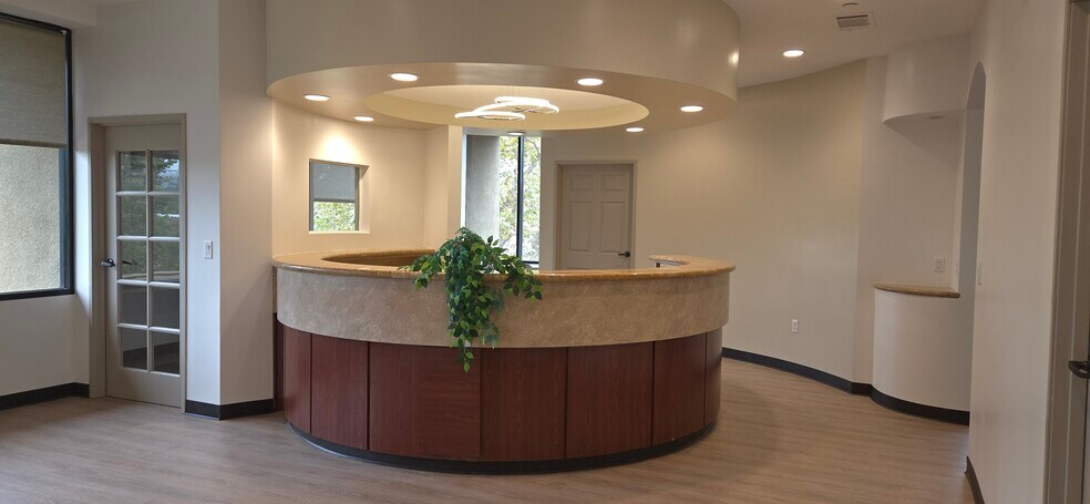 More Photos Of 25251 Paseo de Alicia, Laguna Hills Medical For Lease