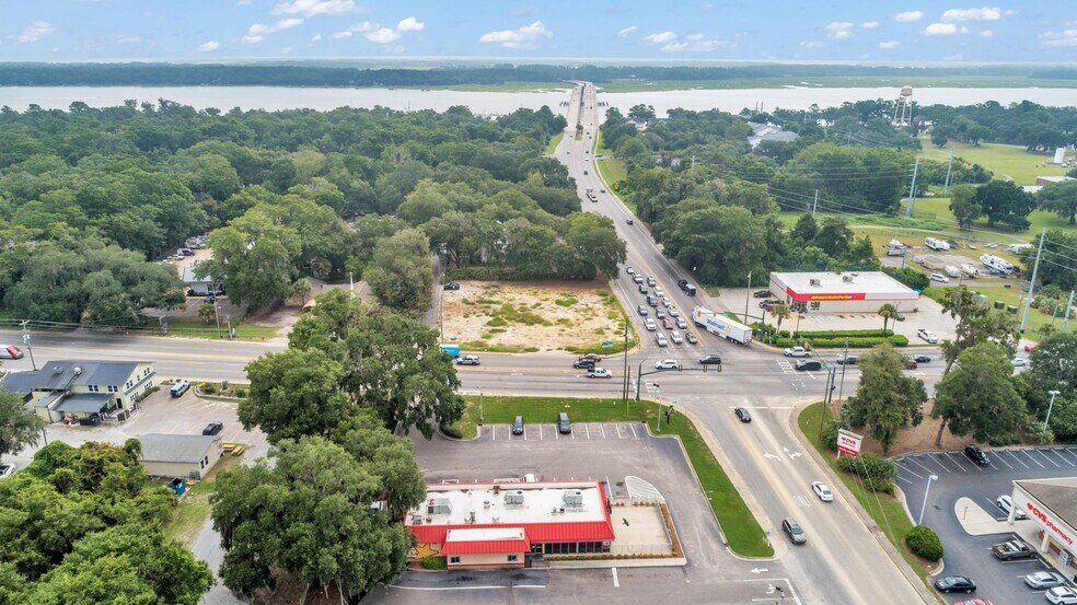 More Photos Of 1451 Ribaut Road, Port Royal Land For Lease