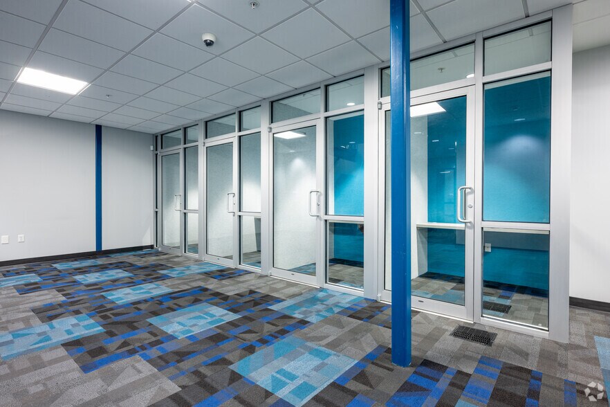 More Photos Of 119 Cane Creek Blvd, Danville Warehouse For Lease