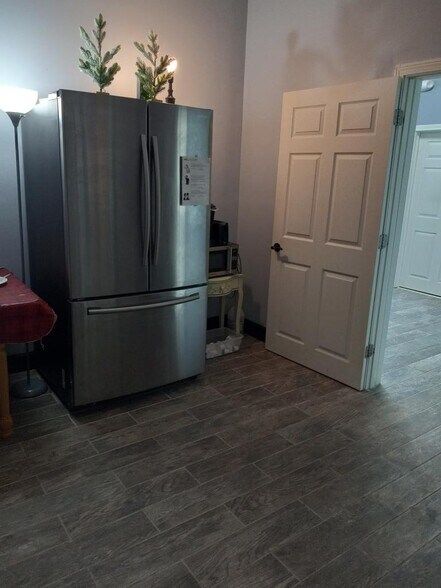More Photos Of 221-223 N Broadway, Salem Freestanding For Sale