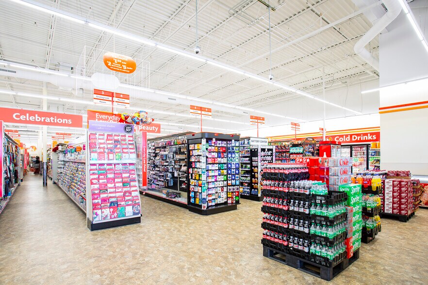 More Photos Of 3027-3035 Centennial Blvd, Claremont Storefront For Lease