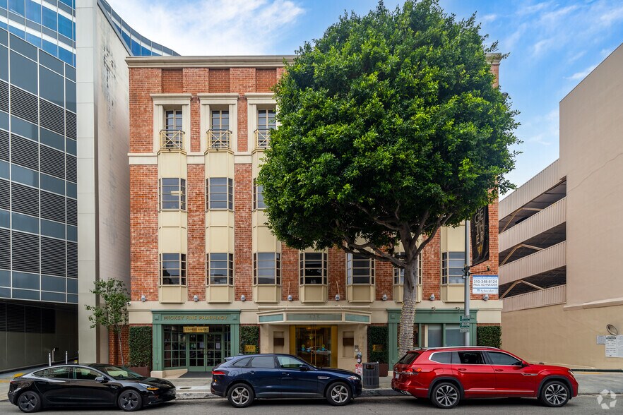 More Photos Of 435 N Roxbury Dr, Beverly Hills Medical For Lease