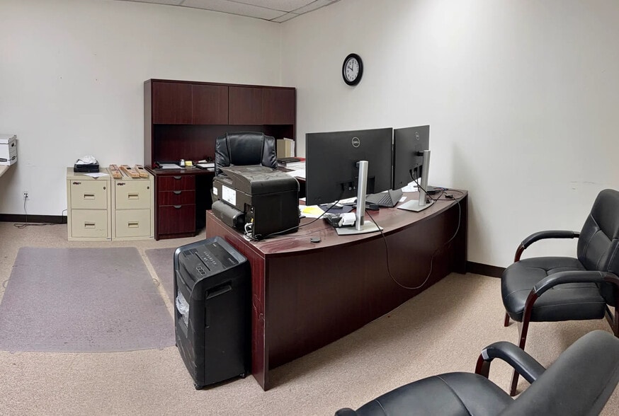 More Photos Of 1100 W Town St, Columbus Industrial For Sale