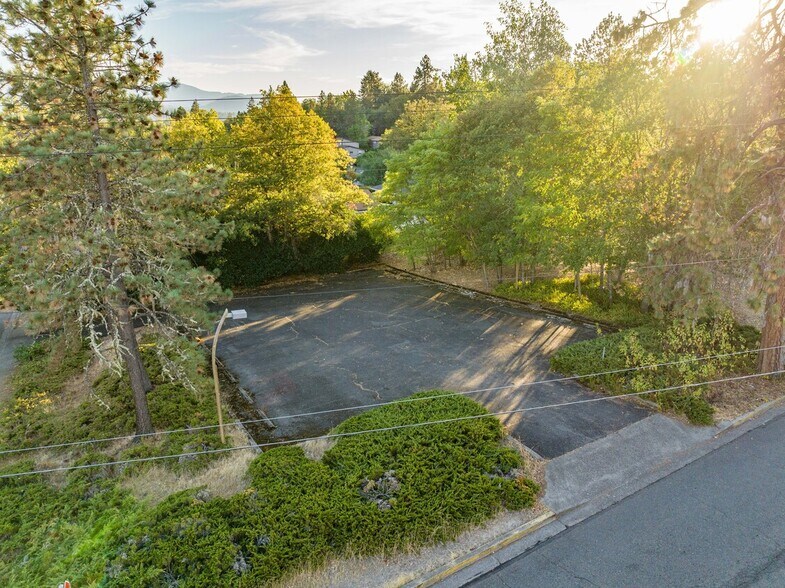 More Photos Of , Grants Pass Unknown For Sale