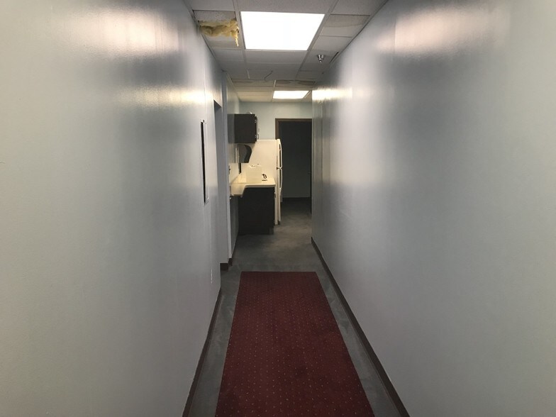 More Photos Of 131 N Hedges St, Dayton Warehouse For Sale