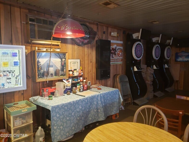 More Photos Of 1053 N Main St, Milan General Retail For Sale