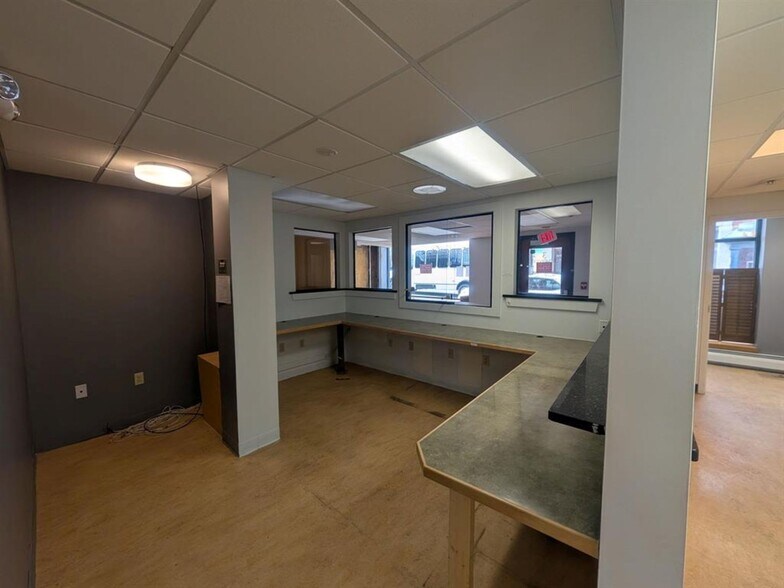 More Photos Of 3 Tremont St, Claremont Office For Lease