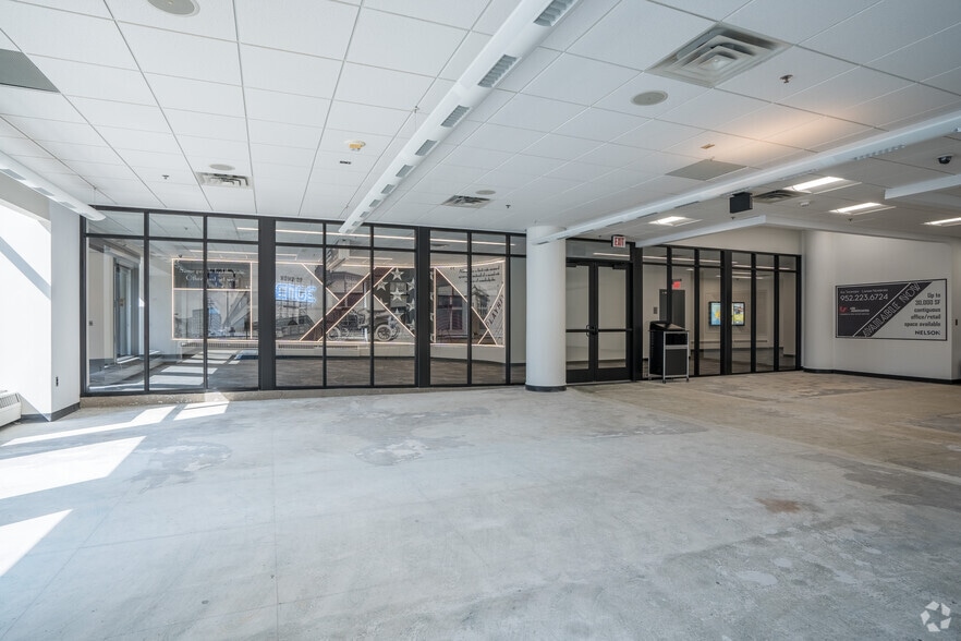 More Photos Of 800 Hennepin Ave, Minneapolis Office For Lease