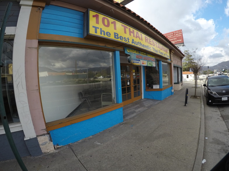 More Photos Of 7780 Foothill Blvd, Tujunga Restaurant For Sale