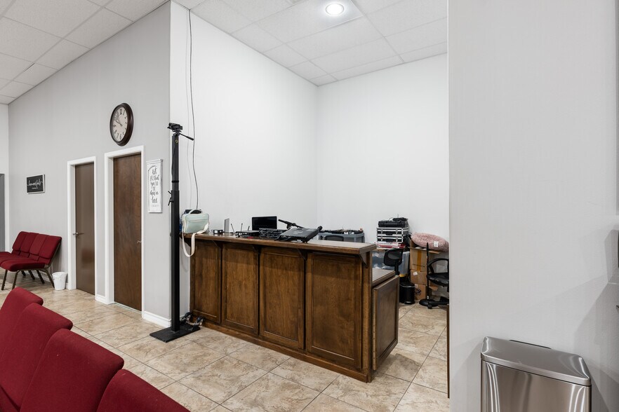 More Photos Of 1259 N Stuart Place Rd, Harlingen Office For Sale