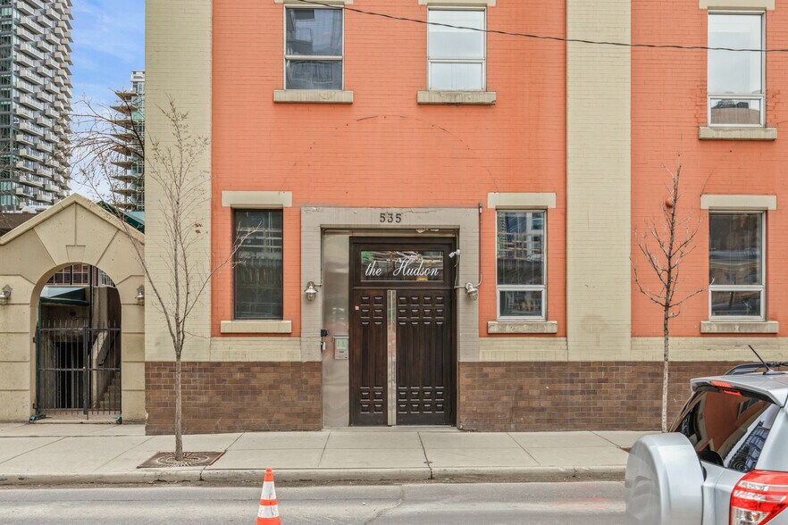 More Photos Of 535 10th Ave SW, Calgary Apartments For Sale