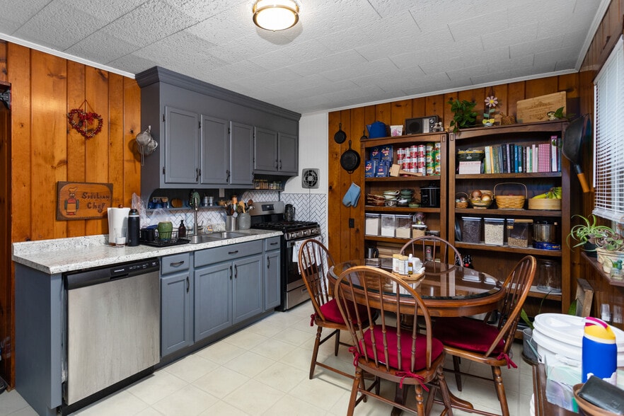 More Photos Of 51 Crosswicks Chesterfield Rd, Chesterfield Apartments For Sale