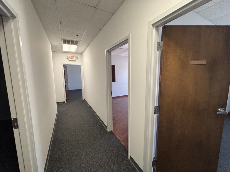 More Photos Of 100 Industrial Rd, Red Springs Manufacturing For Sale