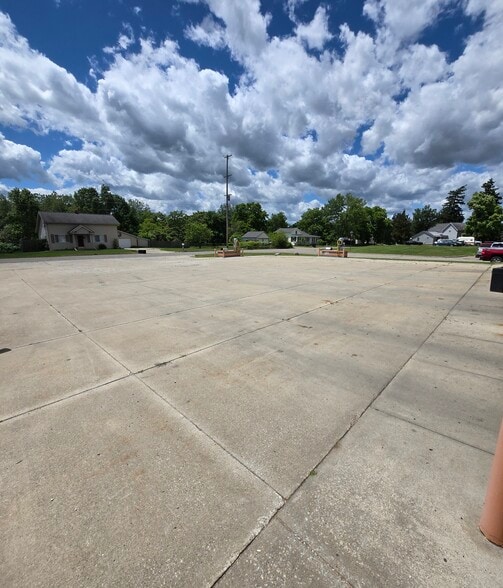 More Photos Of 11561 N Saginaw Rd, Clio Carwash For Sale