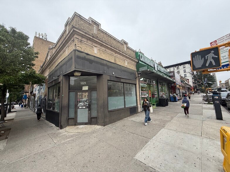 More Photos Of 1221 Saint Nicholas Ave, New York Storefront For Lease