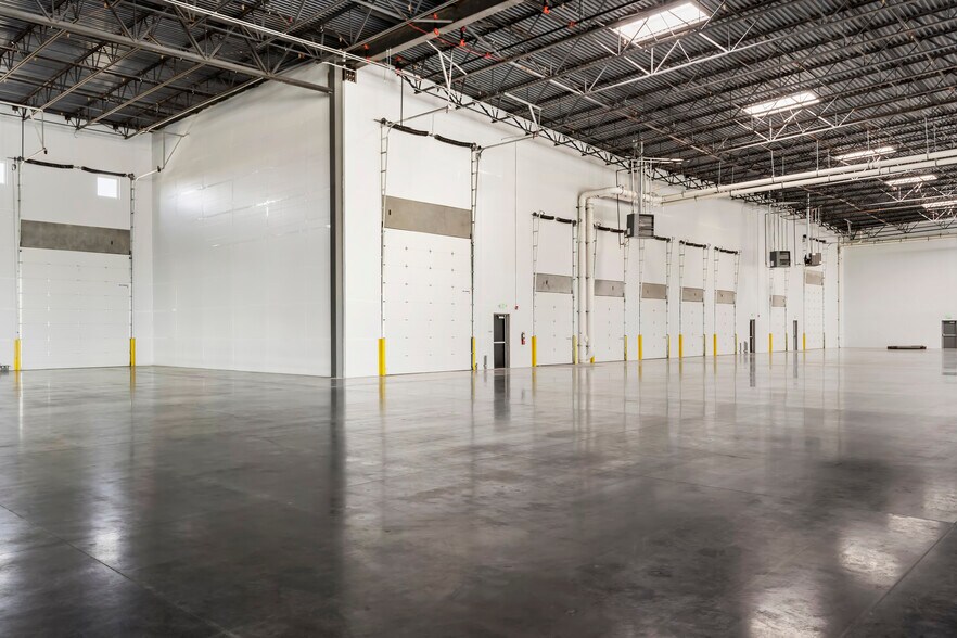 More Photos Of 626 W Stockman Way, Ogden Distribution For Lease
