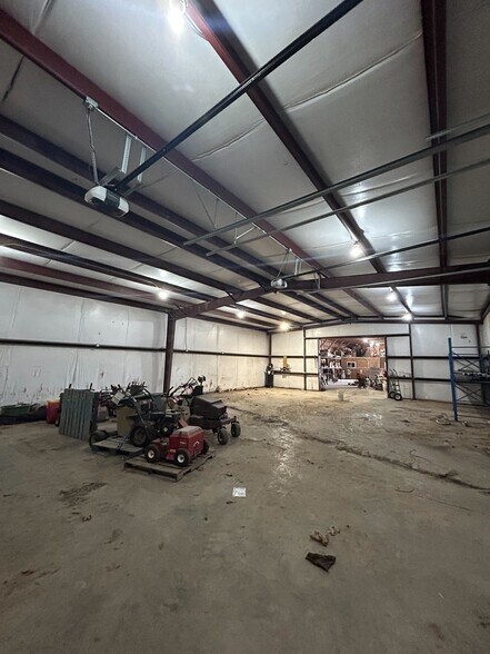 More Photos Of 3687 County 42-3 Rd, Kaiser Industrial For Lease