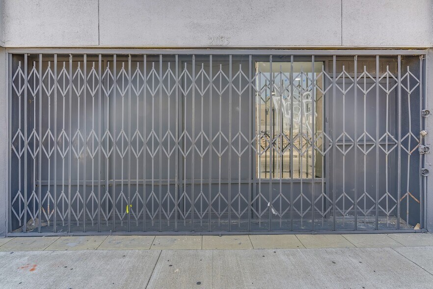 More Photos Of 2023-2043 S Santa Fe Ave, Los Angeles Unknown For Lease
