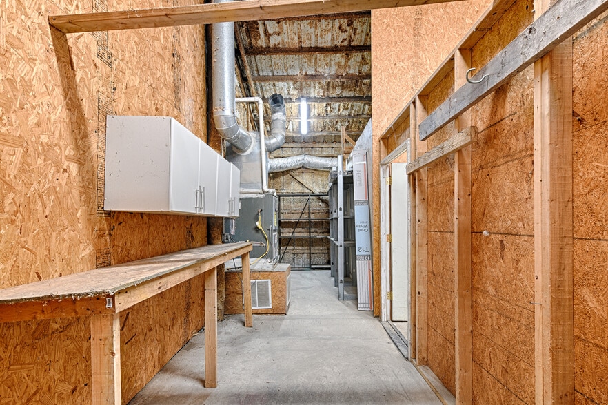 More Photos Of 1250 S State Highway 205, Rockwall Warehouse For Sale