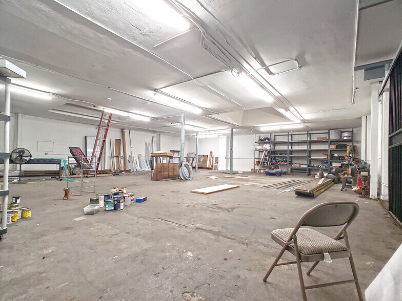 More Photos Of 3408 Trinity St, Los Angeles Warehouse For Lease