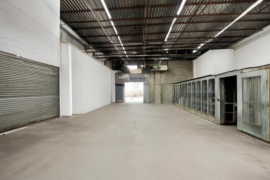 More Photos Of 308 Larkfield Rd, East Northport General Retail For Sale